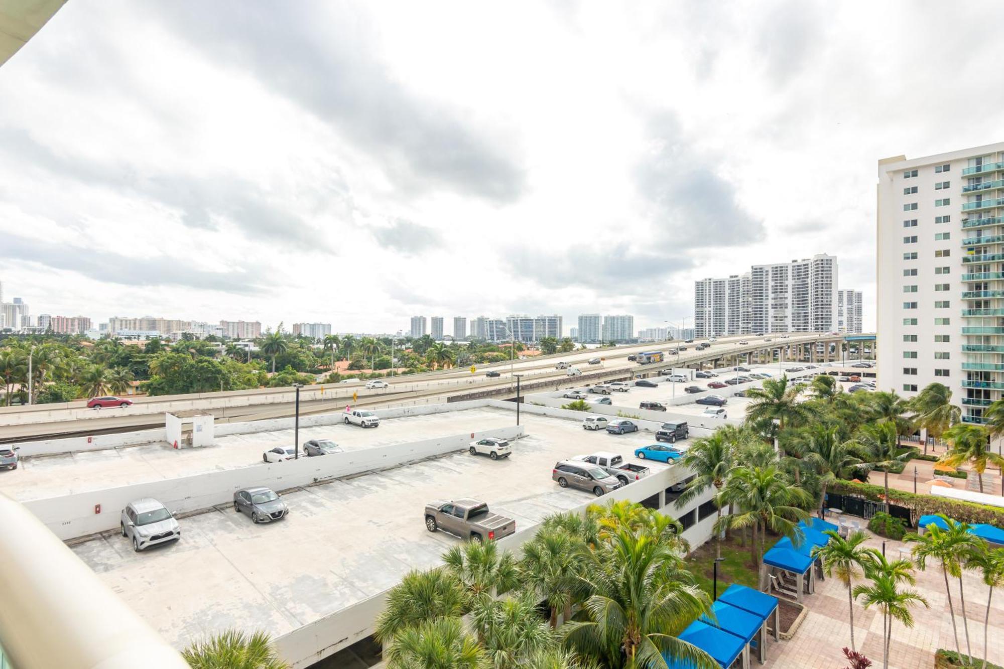 Ocean Reserve Sunny Isles Beach Ngoại thất bức ảnh